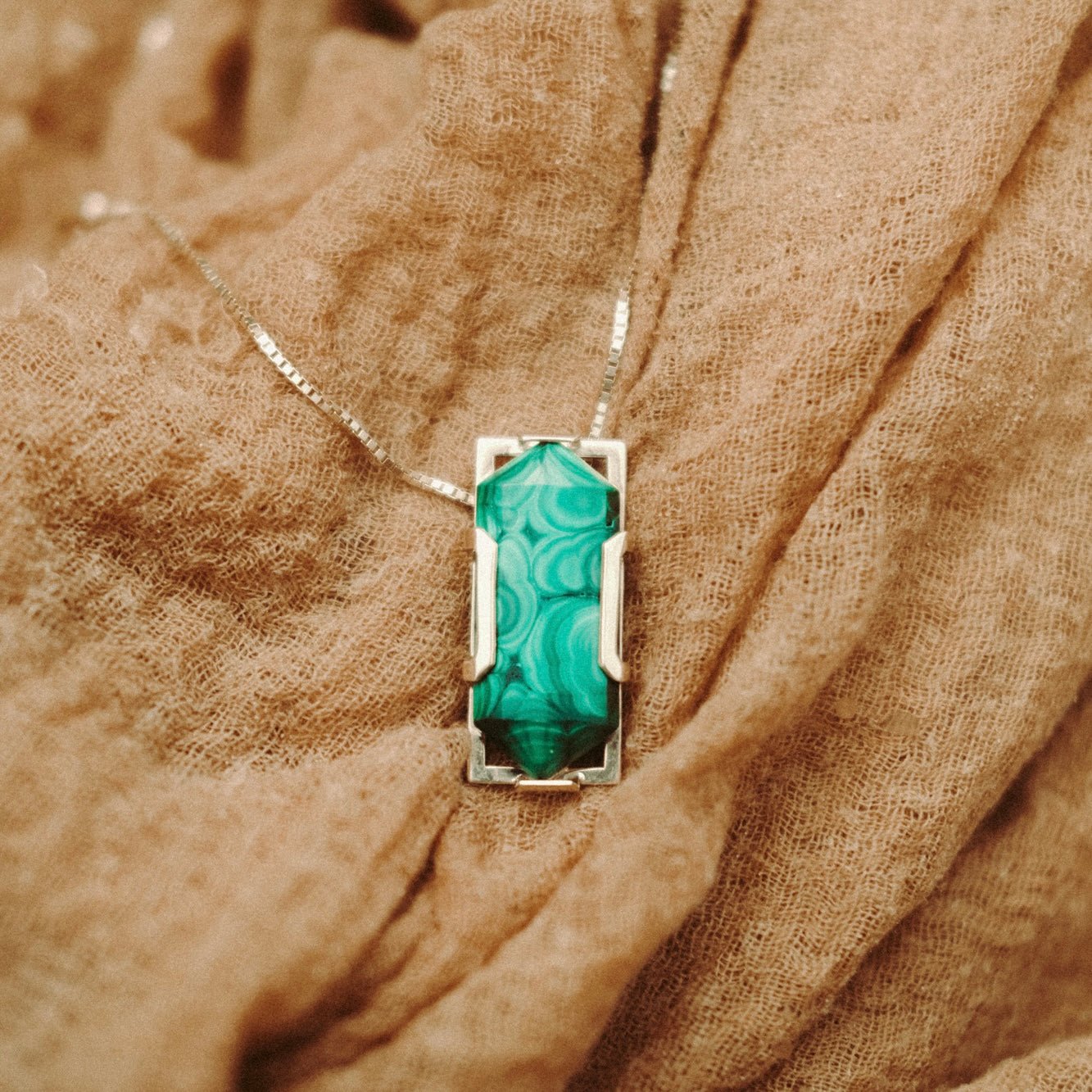 MALACHITE TWO WAY HEXAGON PENDANT - Hey Babe LA